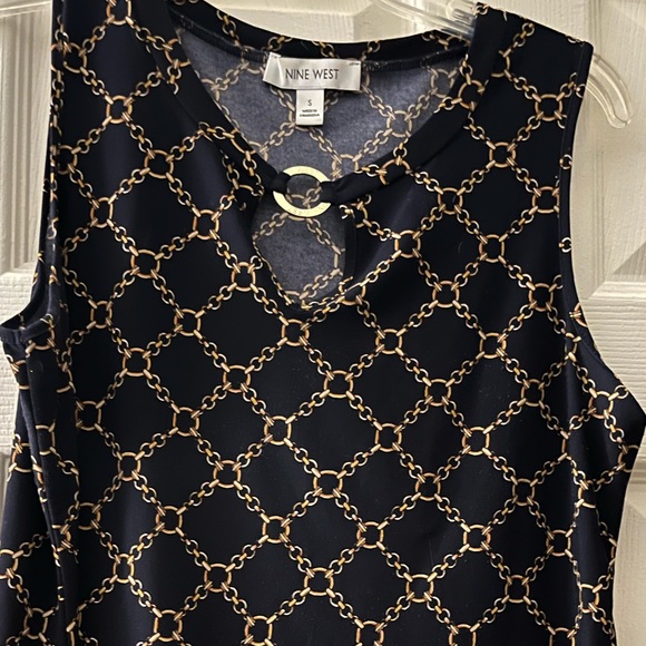 NINE WEST SLEEVELESS TOP in Navy/Gold  size Small - Picture 2 of 3